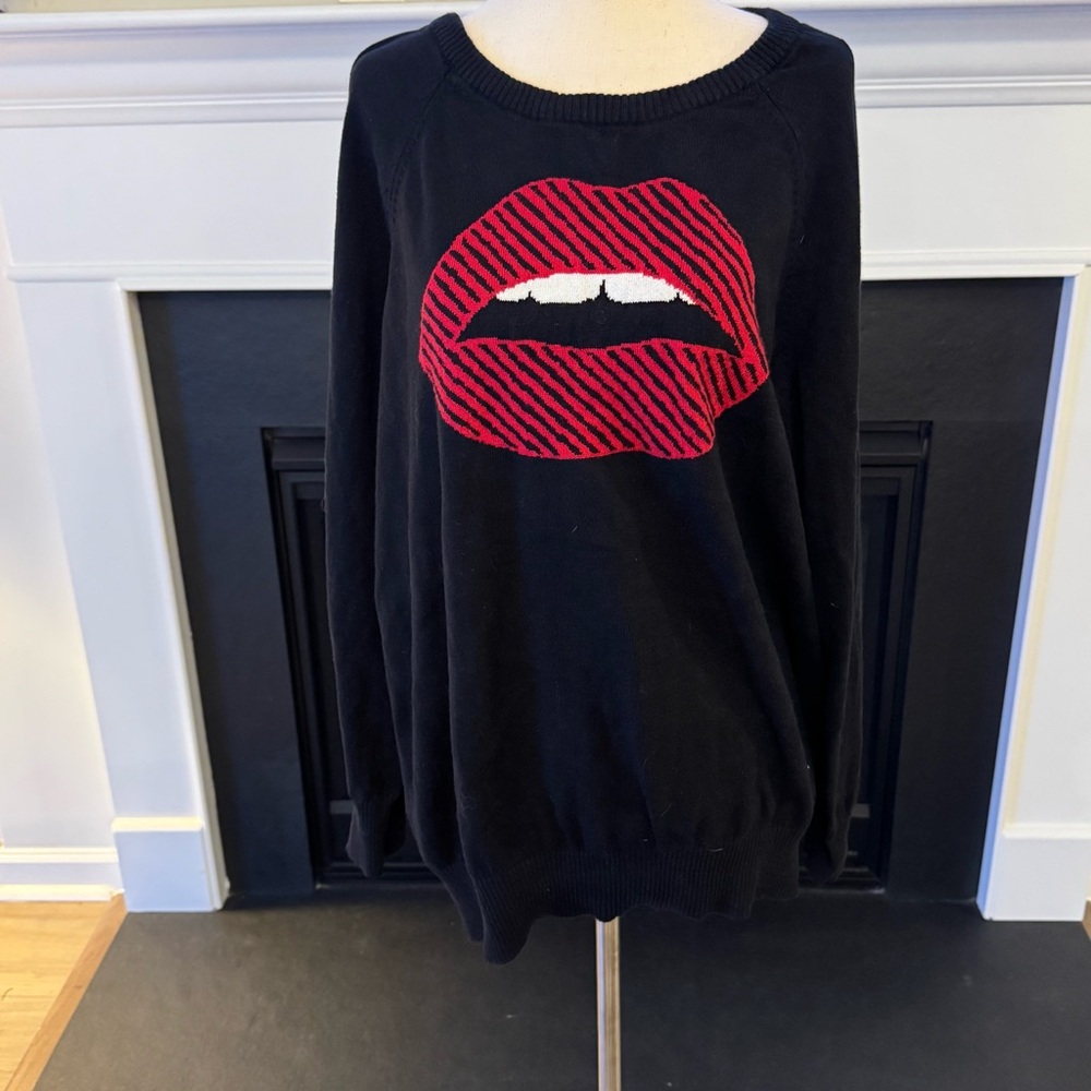 🖤 Torrid Lip Graphic Sweater | Black | Size 4 (4X)